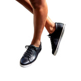 Frankie 4 Nat II Black / White  1557 Women's